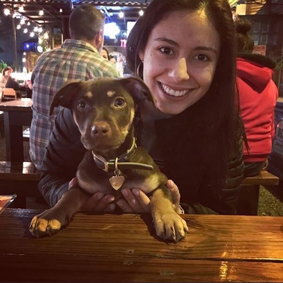 Meet your Posher, Mayra - Picture 1 of 1